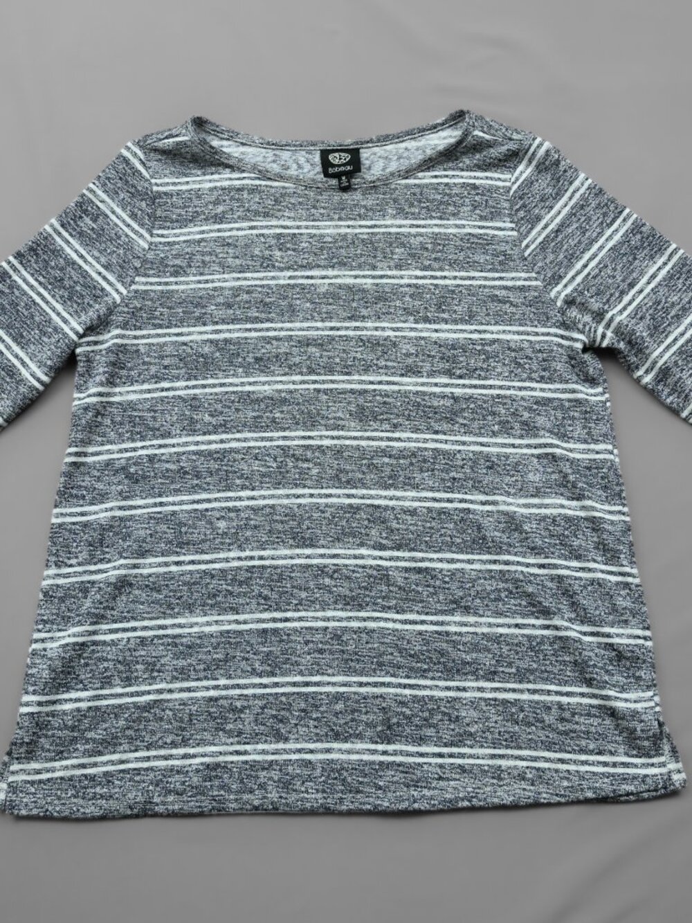 Bobeau Women's Medium (M) Gray White Striped 3/4 Sleeve Knit Top